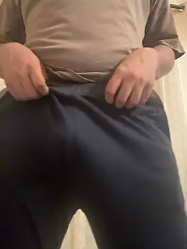 Snapshot of bigbumboy chatting on July 4, 2026, 11:27 am bigbumboy online show from July 4, 2026, 11:27 am