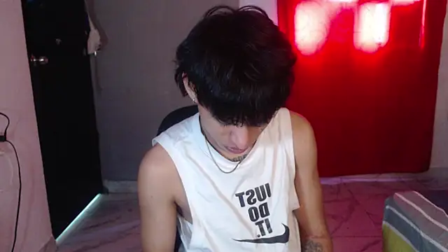 Snapshot of sung_yol chatting on October 8, 2025, 6:38 pm sung yol online show from October 8, 2025, 6:38 pm