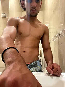 Lapatrona  online show from September 18, 2025, 10:34 pm