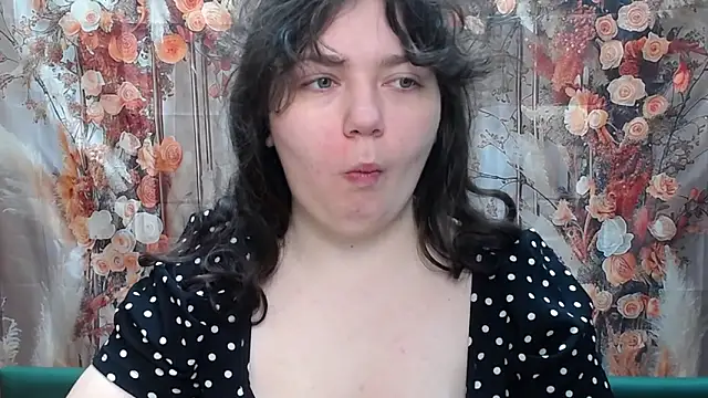 NeonilaLisova online show from February 8, 2026, 6:06 am