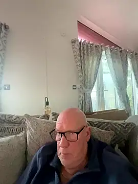 philefc online show from January 15, 2026, 10:20 am