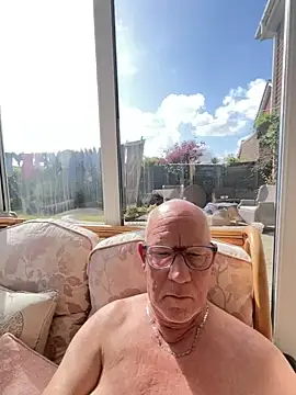 philefc online show from April 12, 2026, 2:11 pm