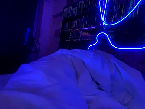 Snapshot of 3615-ULLA chatting on October 26, 2025, 5:30 pm 3615-ULLA online show from October 26, 2025, 5:30 pm