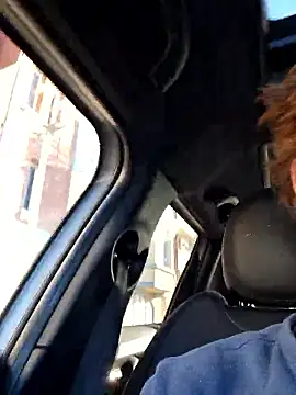 Snapshot of 3615-ULLA chatting on November 12, 2025, 1:44 pm 3615-ULLA online show from November 12, 2025, 1:44 pm