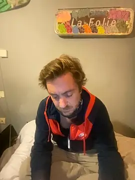 Snapshot of 3615-ULLA chatting on November 22, 2025, 8:30 pm 3615-ULLA online show from November 22, 2025, 8:30 pm