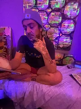 Snapshot of 3615-ULLA chatting on December 19, 2025, 10:33 am 3615-ULLA online show from December 19, 2025, 10:33 am