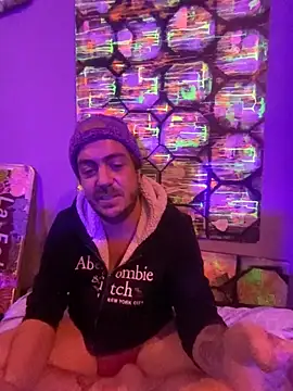 Snapshot of 3615-ULLA chatting on December 19, 2025, 11:23 pm 3615-ULLA online show from December 19, 2025, 11:23 pm