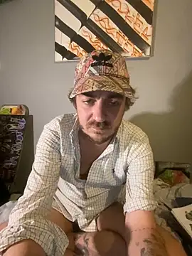 Snapshot of 3615-ULLA chatting on December 22, 2025, 5:37 am 3615-ULLA online show from December 22, 2025, 5:37 am