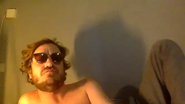 Snapshot of 3615-ULLA chatting on February 17, 2026, 5:52 pm 3615-ULLA online show from February 17, 2026, 5:52 pm