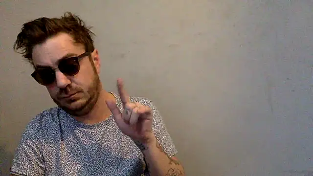 Snapshot of 3615-ULLA chatting on March 2, 2026, 3:19 pm 3615-ULLA online show from March 2, 2026, 3:19 pm