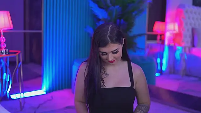 KendraMoon online show from November 12, 2025, 3:34 pm