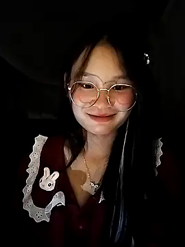 saronla 03 online show from September 24, 2025, 2:53 pm