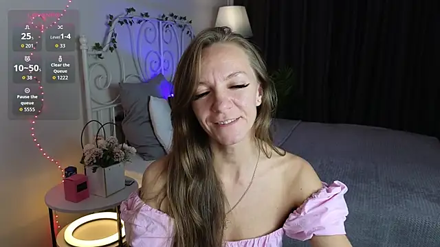 Jesica mooon online show from October 20, 2025, 1:28 am