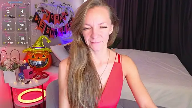 Jesica mooon online show from November 3, 2025, 1:29 am