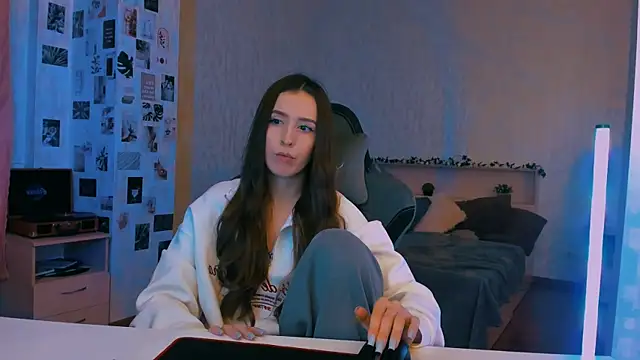 yourrdanceteacher online show from October 28, 2025, 8:11 pm