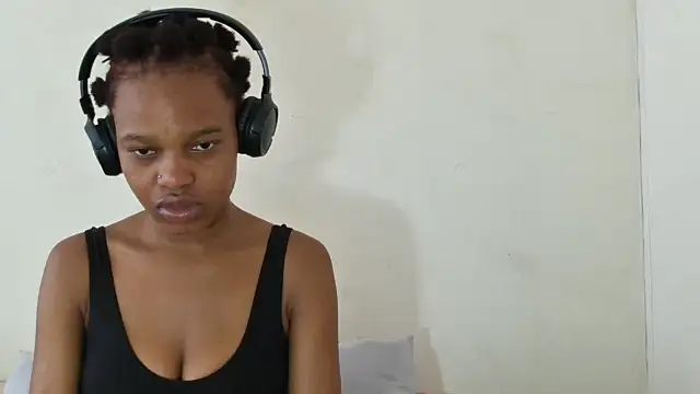 SexyBitchx01 online show from November 29, 2025, 9:45 am