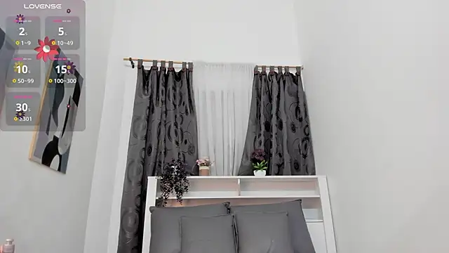 Snapshot of Mistt_Mia chatting on October 19, 2025, 12:17 pm Mistt Mia online show from October 19, 2025, 12:17 pm