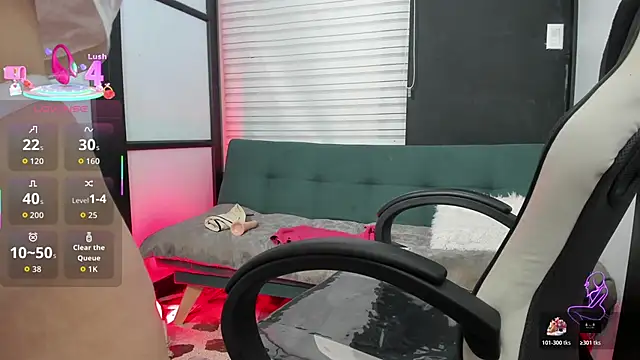 Snapshot of SamaraAnders_ chatting on October 19, 2025, 4:57 am SamaraAnders online show from October 19, 2025, 4:57 am