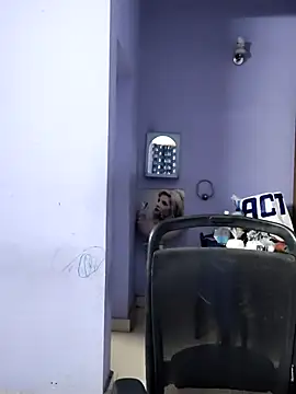 mallu-lover online show from March 26, 2026, 3:34 am