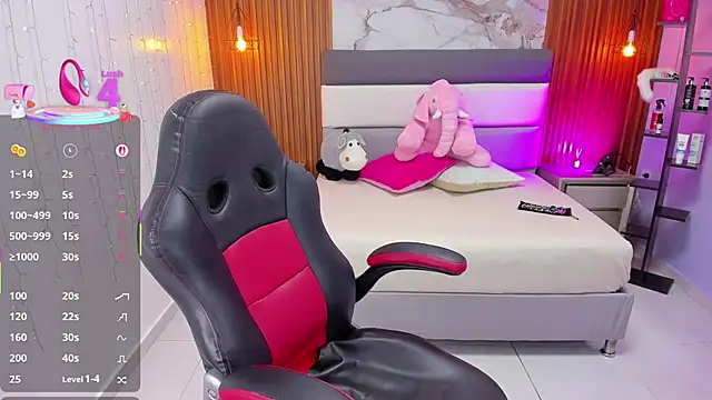 ROSIE MOSS online show from October 15, 2025, 3:12 pm