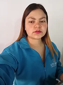 LUCIANA  99 online show from September 9, 2025, 1:43 pm