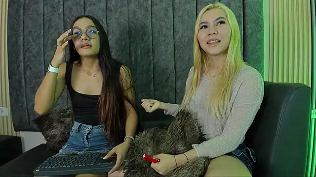 rubby lux online show from December 3, 2025, 2:04 pm