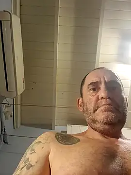 Snapshot of nanommm12 chatting on October 5, 2025, 9:45 pm nanommm12 online show from October 5, 2025, 9:45 pm