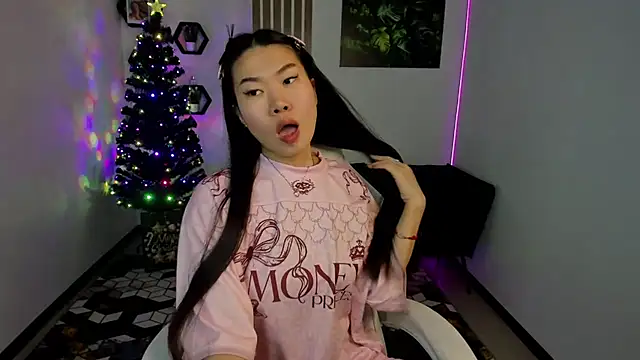 LunaPurrr online show from December 16, 2025, 12:26 am