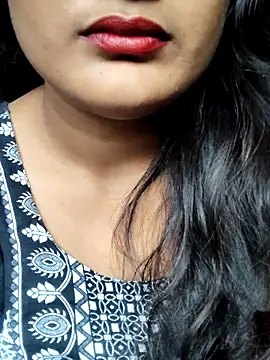 Cute pinkii online show from January 13, 2026, 10:42 am