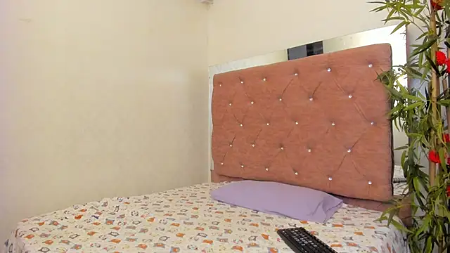 JulianaCarter online show from February 28, 2026, 8:10 pm