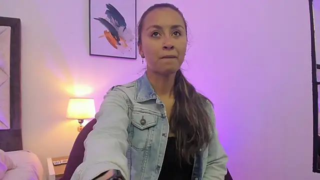 bravepetunia online show from November 27, 2025, 12:07 pm