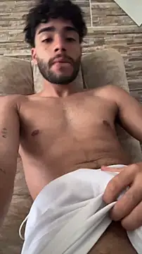 RaphaelDufort online show from December 21, 2025, 6:37 pm