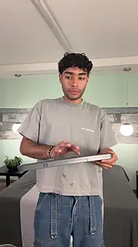 RaphaelDufort online show from January 18, 2026, 5:06 pm