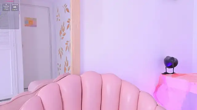 Snapshot of Ginevra_esposito chatting on October 25, 2025, 12:45 pm Ginevra esposito online show from October 25, 2025, 12:45 pm