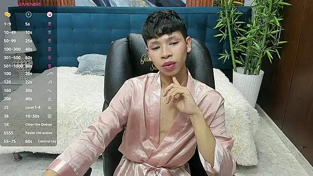 Snapshot of dilan_911 chatting on October 21, 2025, 6:19 pm dilan 911 online show from October 21, 2025, 6:19 pm