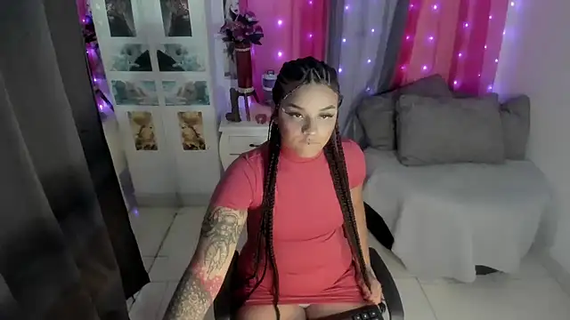 Snapshot of Darkflama1 chatting on November 25, 2025, 5:02 pm Darkflama1 online show from November 25, 2025, 5:02 pm