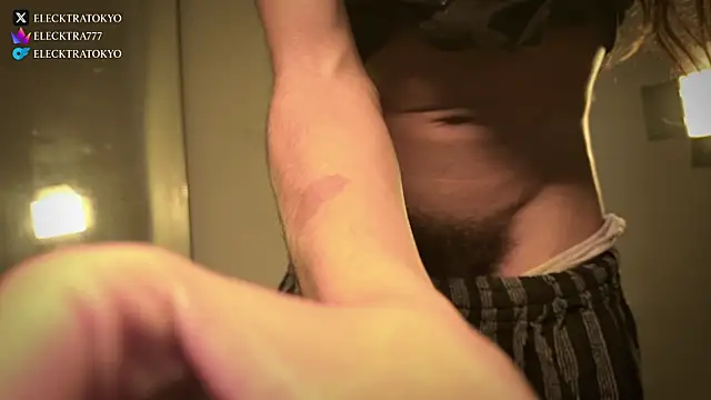 alexxatokyo online show from February 19, 2026, 1:01 am