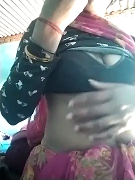 Hot-qwer online show from February 6, 2026, 5:34 am