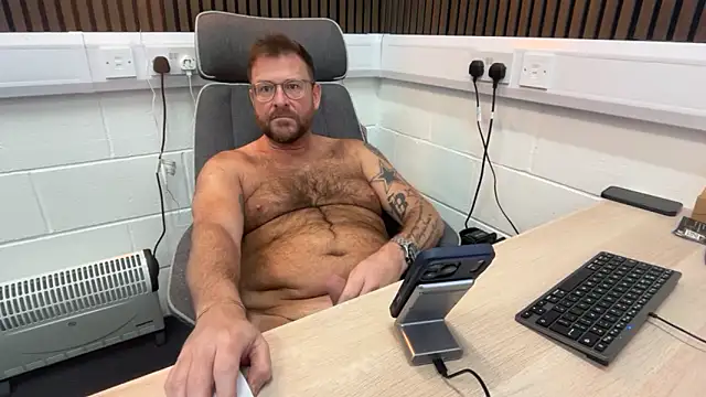 bilf1978 online show from March 25, 2026, 12:33 pm