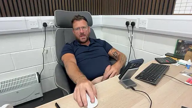 bilf1978 online show from July 27, 2026, 5:36 am