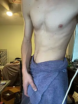 XanderOzzz online show from July 6, 2026, 12:18 am