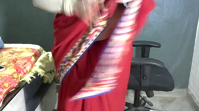 Snapshot of sexy_indianboobs chatting on January 3, 2025, 12:41 pm sexy indianboobs online show from January 3, 2025, 12:41 pm