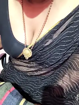 Snapshot of Tamil-rami chatting on June 10, 2026, 7:40 am Tamil-rami online show from June 10, 2026, 7:40 am