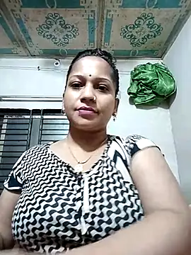 Snapshot of Payel_50 chatting on July 19, 2026, 5:27 pm Payel 50 online show from July 19, 2026, 5:27 pm