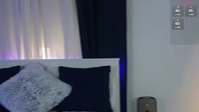 LenaaStar online show from November 30, 2025, 5:28 pm