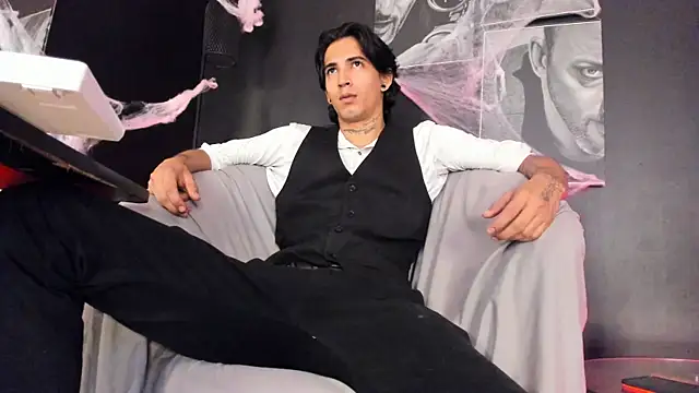 Snapshot of jett_savage chatting on October 15, 2025, 4:29 pm jett savage online show from October 15, 2025, 4:29 pm