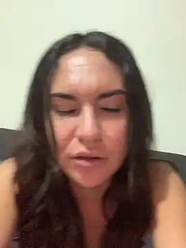 Snapshot of victoriaGranillo chatting on August 3, 2026, 9:04 am victoriaGranillo online show from August 3, 2026, 9:04 am