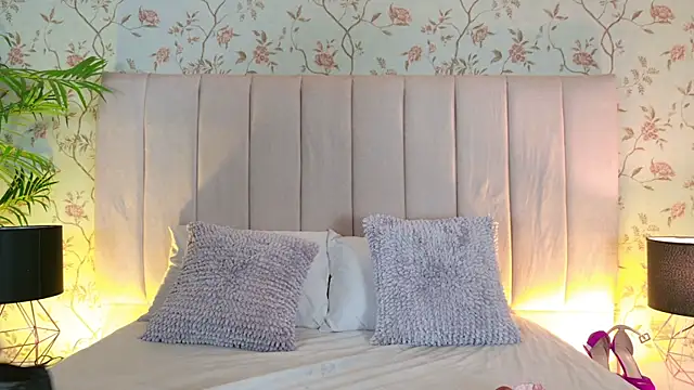 Snapshot of elsa_gb chatting on May 9, 2026, 3:12 am elsa gb online show from May 9, 2026, 3:12 am