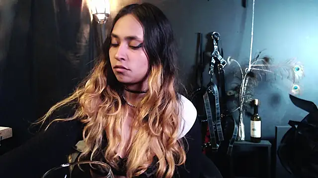 Snapshot of SabaTheCourtesan chatting on October 3, 2025, 5:26 am SabaTheCourtesan online show from October 3, 2025, 5:26 am