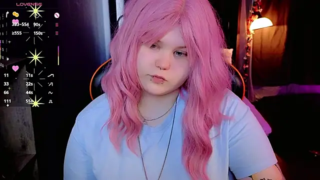 fillisfox  online show from March 13, 2026, 10:33 am